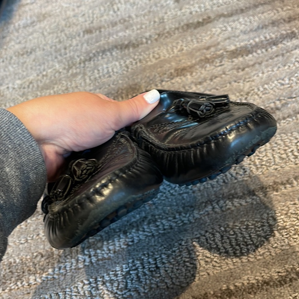 Tods Black Wing Tipped Penny Loafers - Picture 8 of 8